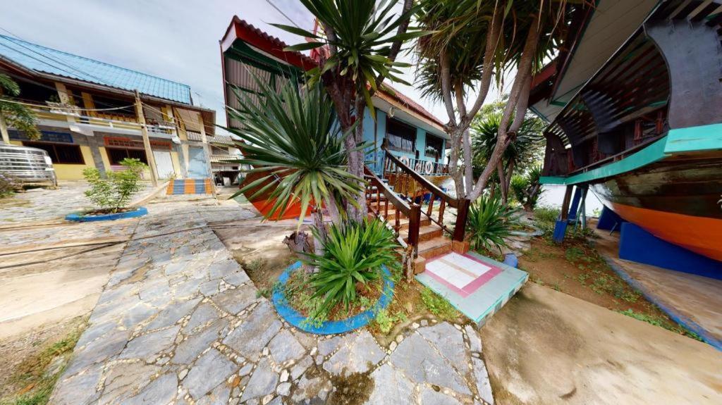 Rimtalay Resort Koh Si Chang Εξωτερικό φωτογραφία