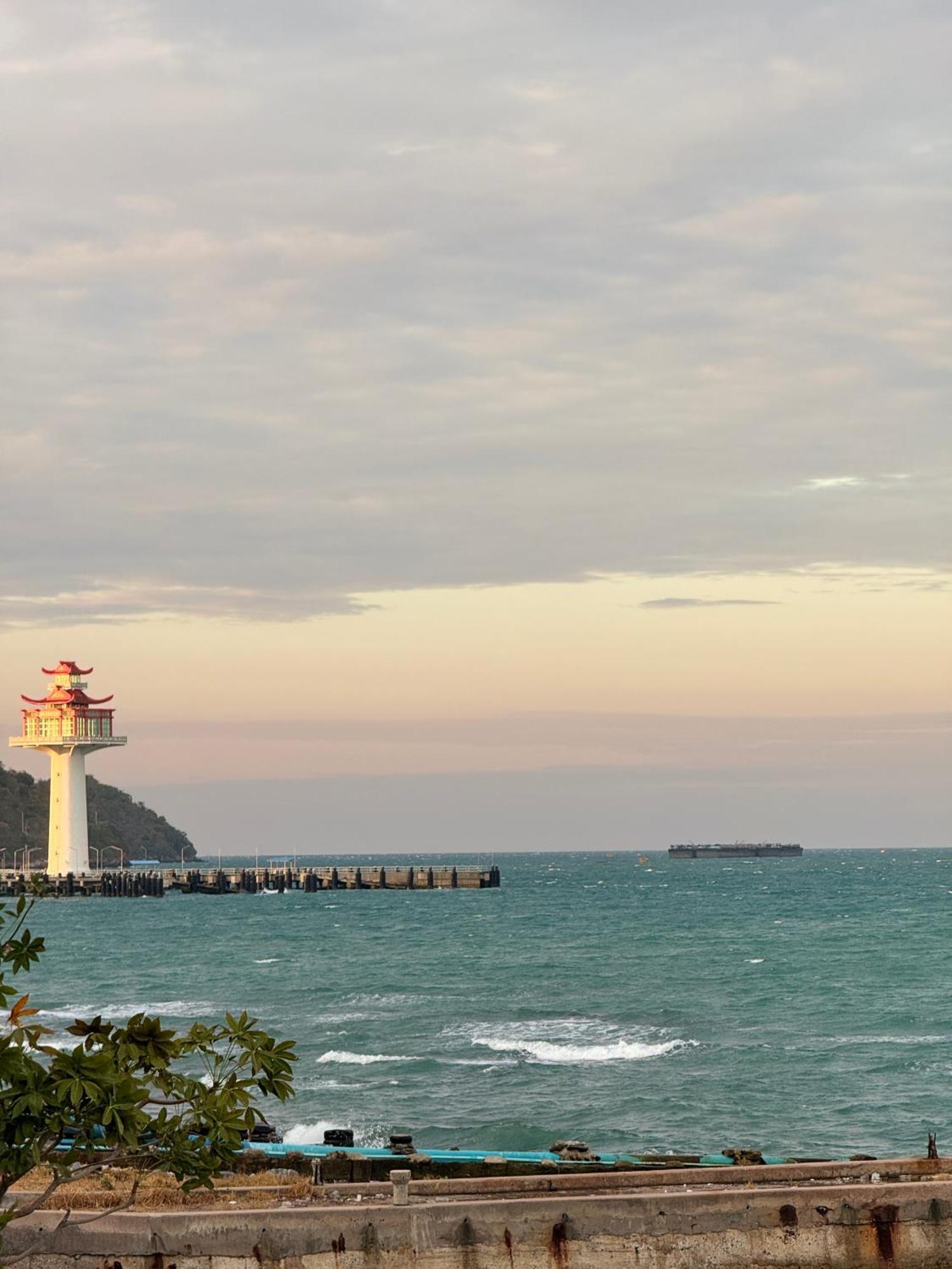 Rimtalay Resort Koh Si Chang Εξωτερικό φωτογραφία